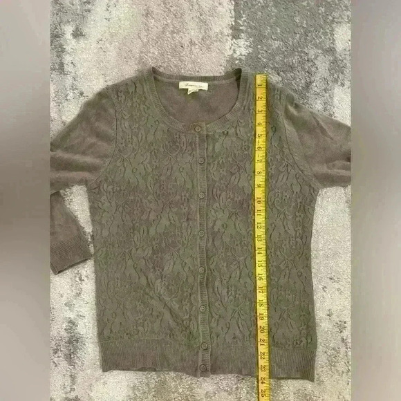 Women’s Forever 21 Button Down Cardigan - Picture 6 of 7